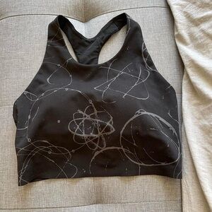 Uniqlo black workout bra 
Size: S (Bust 33-35 inches)